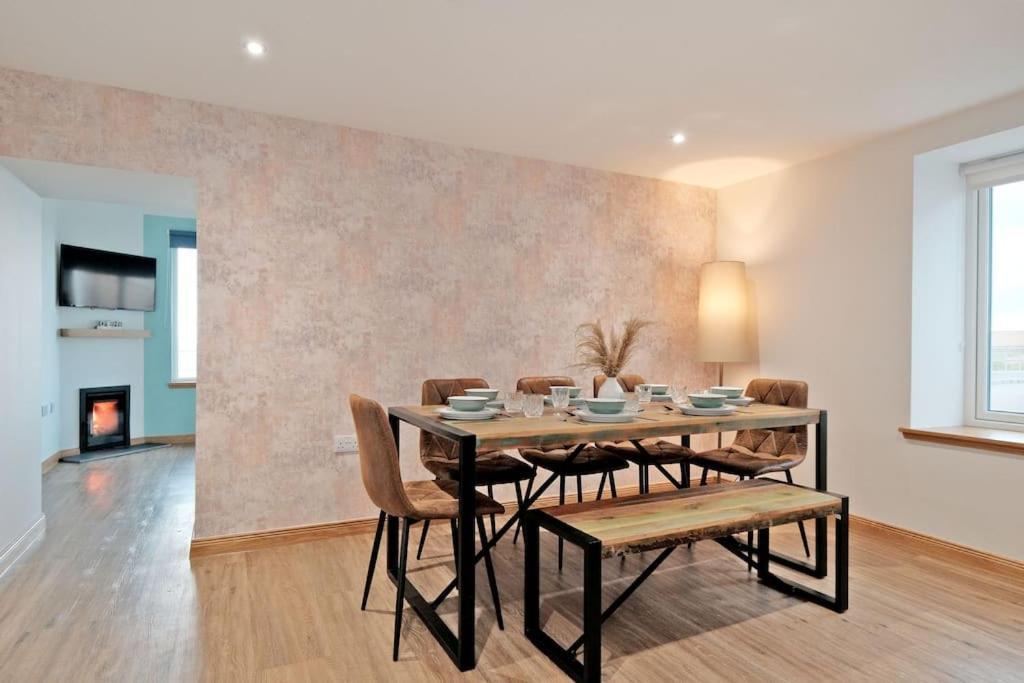 Portknockie Cliff Top Cottage With Sea Views מראה חיצוני תמונה